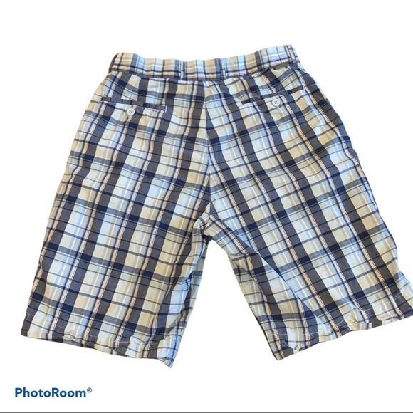 Lacoste Plaid 9” Shorts size 42 Medium - Picture 2 of 6